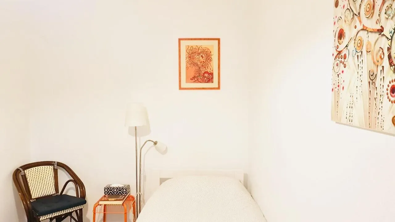 Daire #Welcometomesselaatzen#Twobedroomapartment&Balcony Hannover